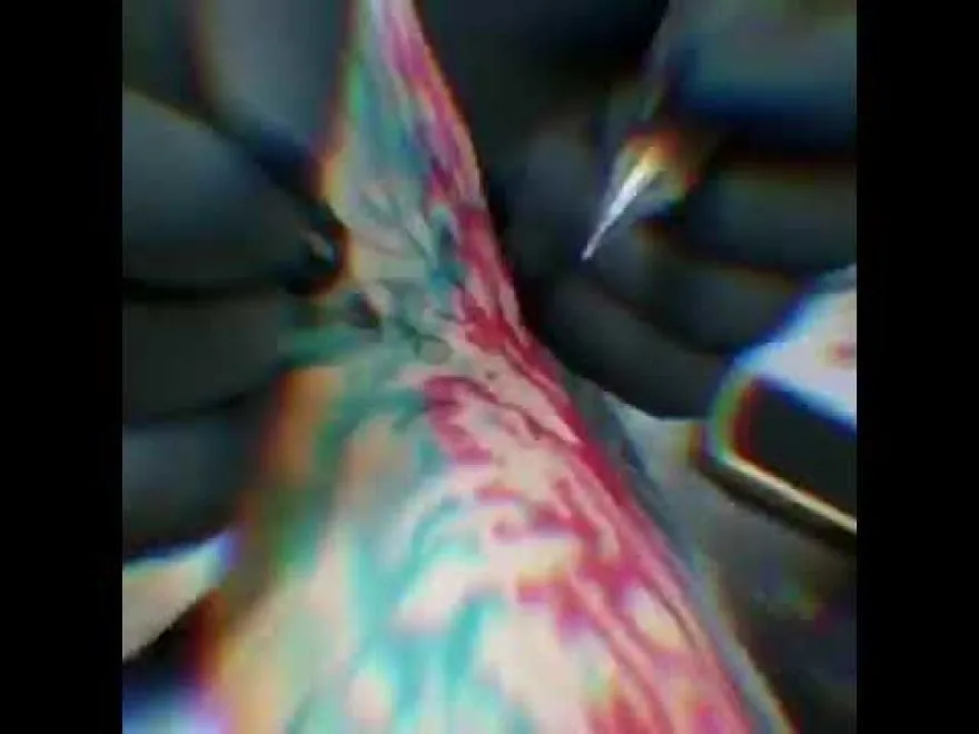 Ambidextrous Tattoo Artist