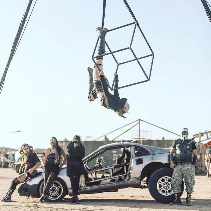30 Apocalyptic Pics From The 'Wasteland Weekend' Where Costumes Are Mandatory