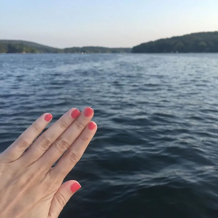 If You're Tired Of All The Engagement Pics On Social Media, The Instagram Account 'Not Engaged' Is What You Need