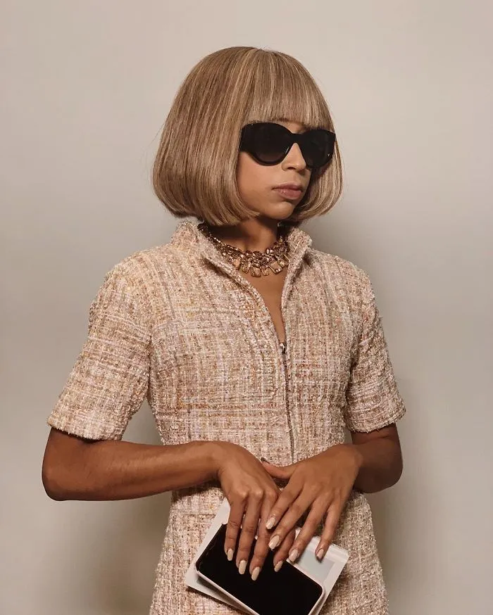 Liza Koshy Como Anna Wintour