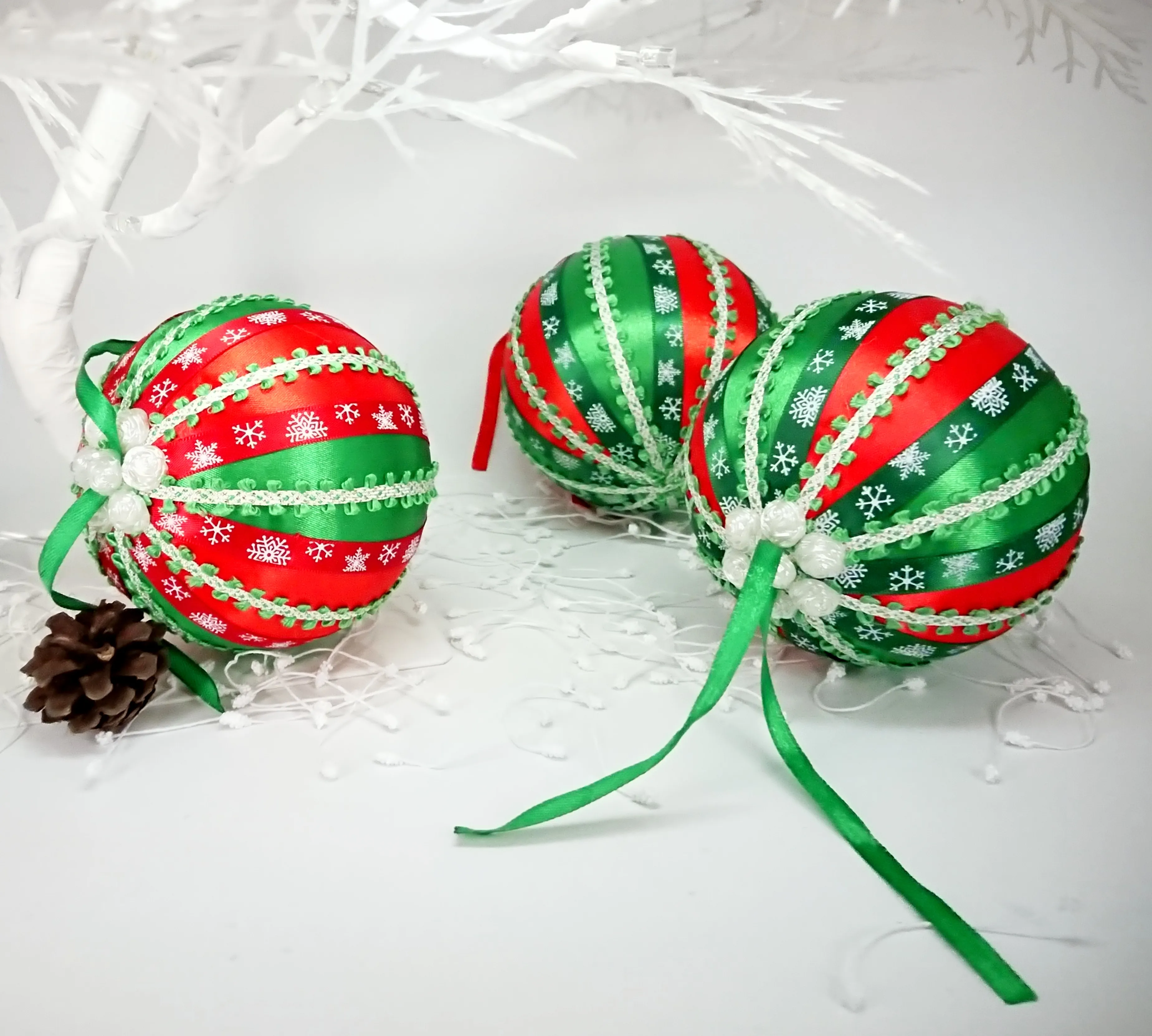 Red Green Christmas Tree Ornaments, Set Of 3 Xmas Hand-Crafted Baubles