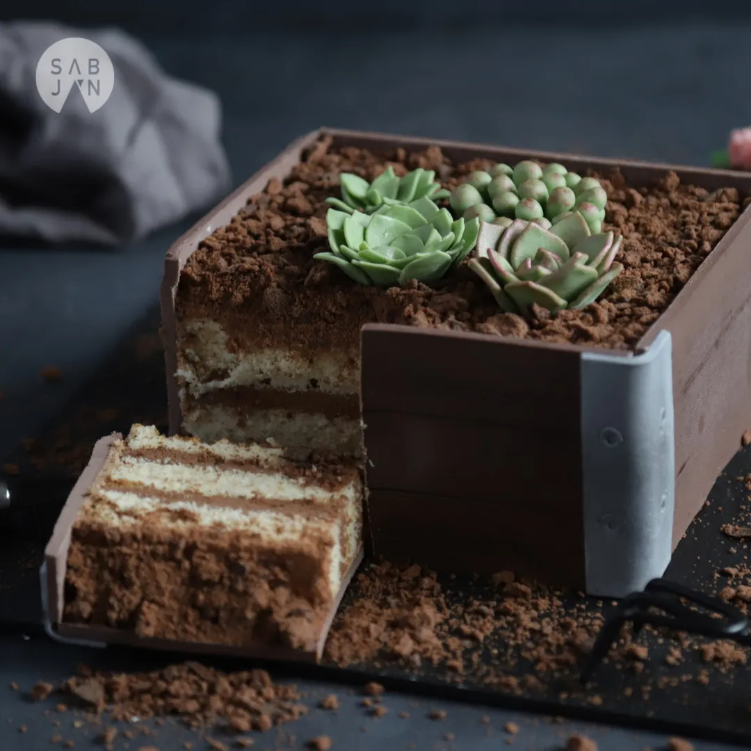 This Is The Perfect Cake For Your Grandmother, Isn't It?