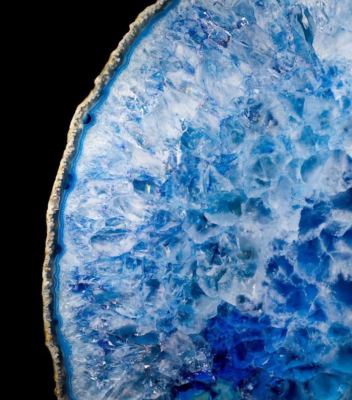I Showcase The Natural Flaws And Purities Of Minerals At A Detail Never Captured Before (27 Pics)