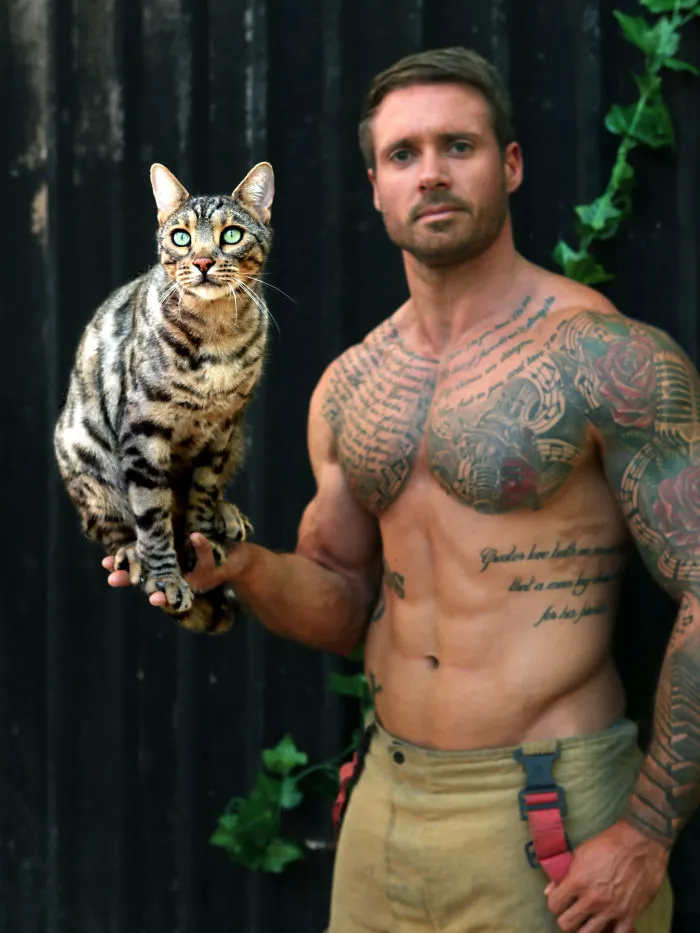 Australian Firefighters Pose With Animals For 2020 Charity Calendar, And The Photos Are So Hot They May Start Fires