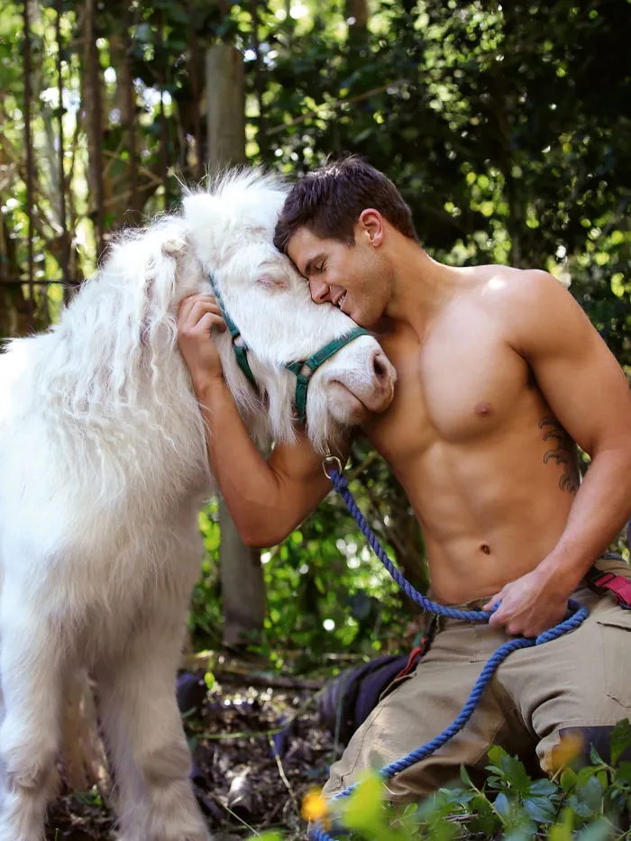 Australian Firefighters Pose With Animals For 2020 Charity Calendar, And The Photos Are So Hot They May Start Fires