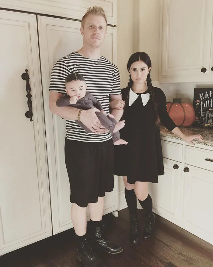 Sean Lowe And His Family Dressed As The Addams Family