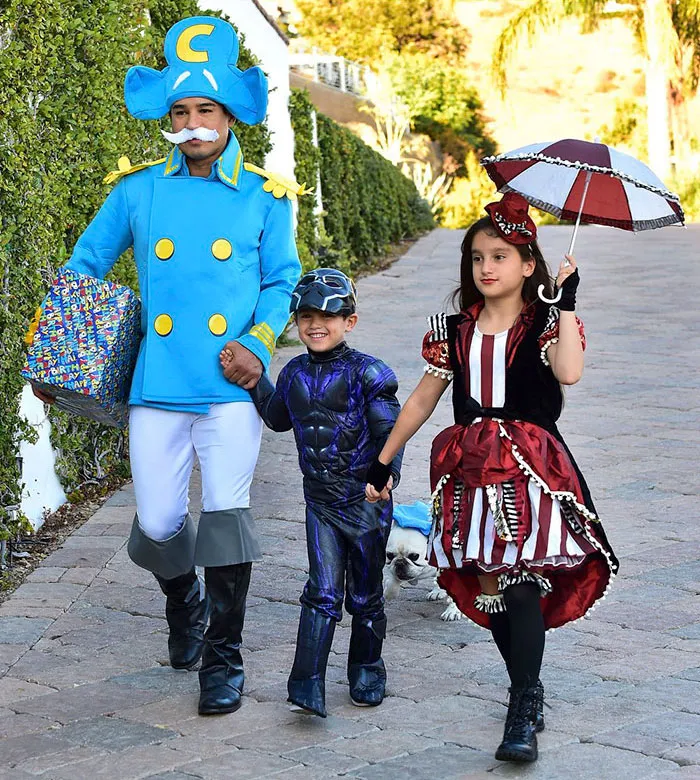 Mario Lopez Family