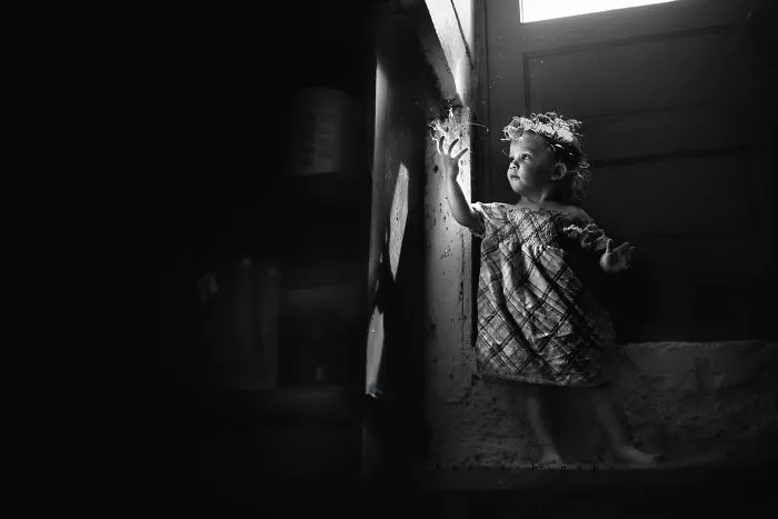 I Spent 4 Years Documenting My Kids Enjoying Their Childhood Without Technology, Here Are 30 Of My Favorite Photos