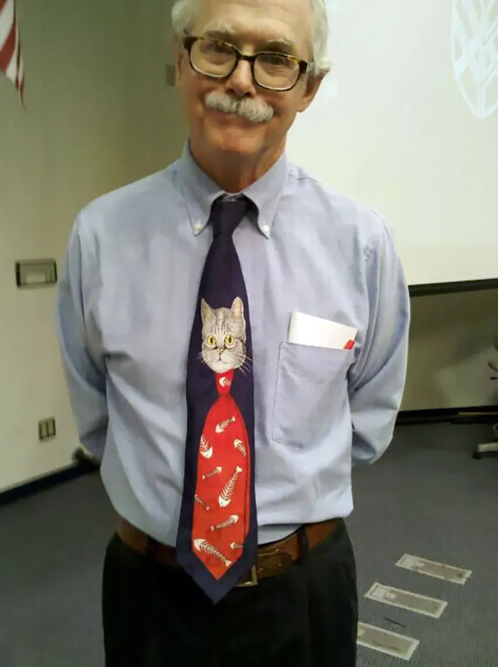 La corbata del profesor de biología