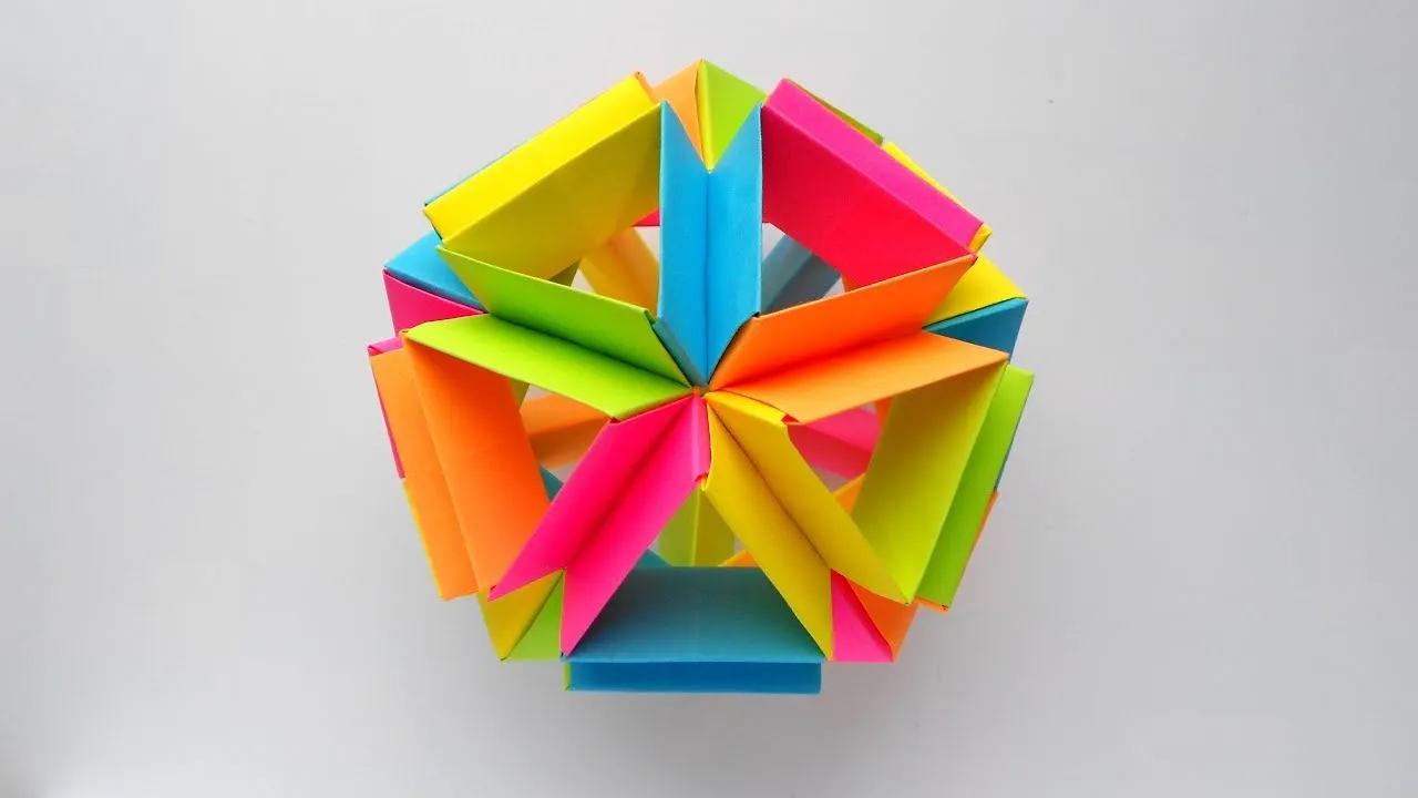Absolutely Beautiful Origami Kusudama