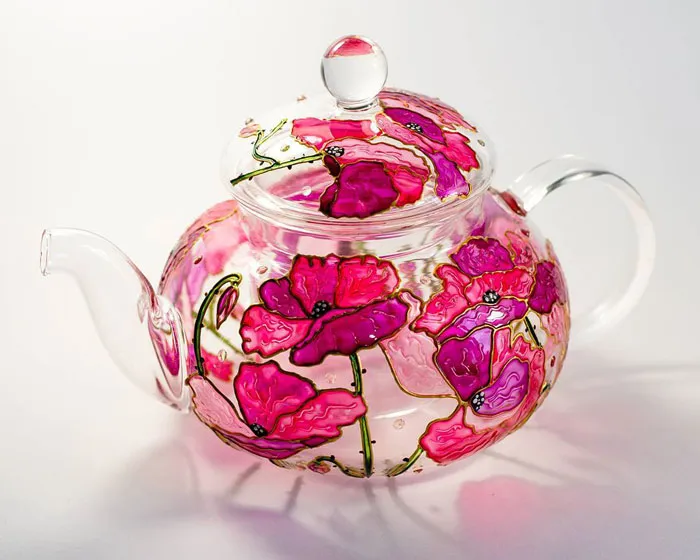 This Ukrainian Artist Handpaints Glassware And Here Are The 30 Most Intricate Designs