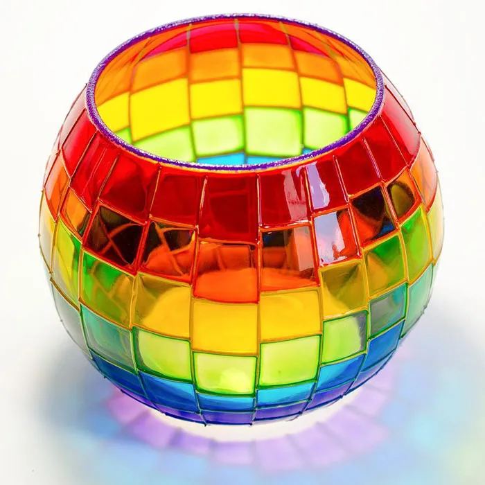 This Ukrainian Artist Handpaints Glassware And Here Are The 30 Most Intricate Designs