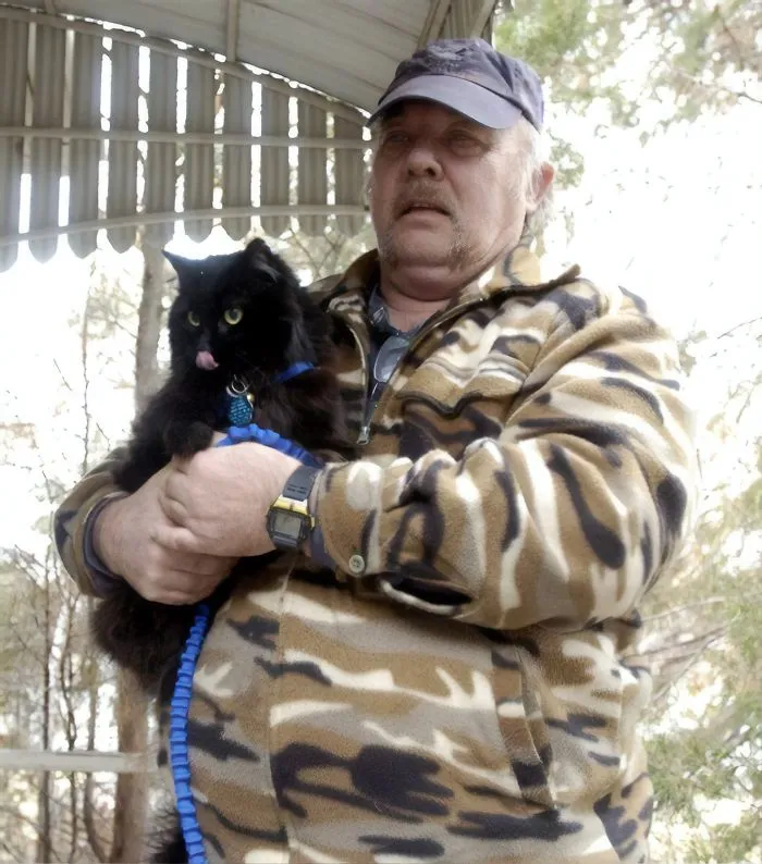 Schnautzie, The Cat Who Saved Its Owners From A Gas Leak At Home