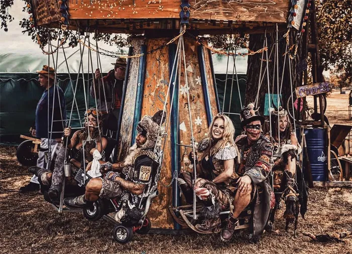 30 Apocalyptic Pics From The 'Wasteland Weekend' Where Costumes Are Mandatory