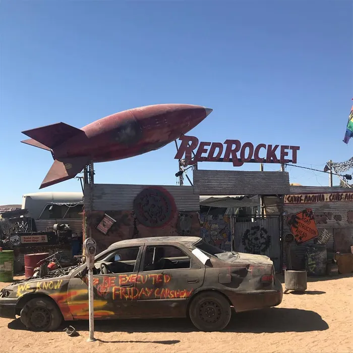 30 Apocalyptic Pics From The 'Wasteland Weekend' Where Costumes Are Mandatory