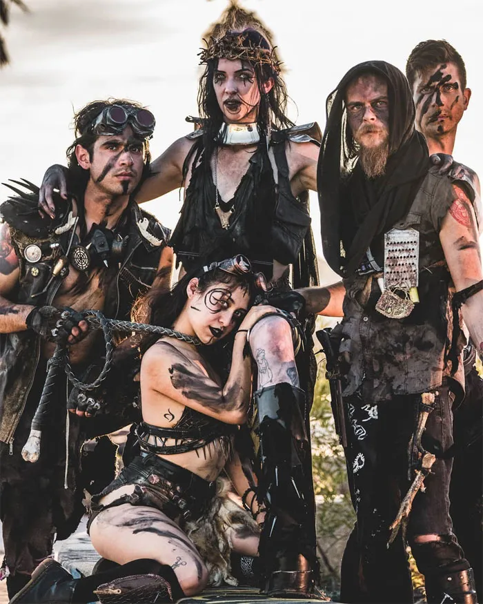 30 Apocalyptic Pics From The 'Wasteland Weekend' Where Costumes Are Mandatory