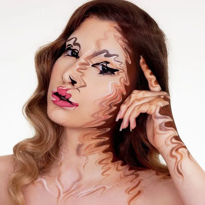 16 Y.O. And 18 Y.O. Sisters Are Taking Makeup To The Next Level And Here Are Their 30 Mind-Blowing Transformations