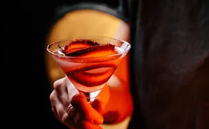 Bar In Prague Serves Halloween Cocktails Named After Your Favourite Movies & Movie Characters