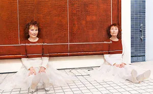 26 Photos From My 'Invisible Jumpers' Series That Took 5 Years And Thousands Of Hours Of Knitting
