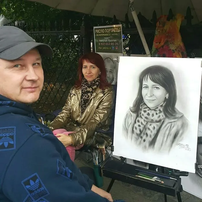 Russian Street Artist Draws Realistic Portraits In One Hour (30 Pics)
