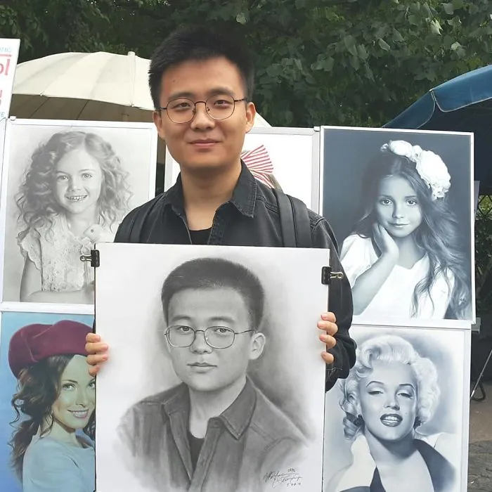 Russian Street Artist Draws Realistic Portraits In One Hour (30 Pics)