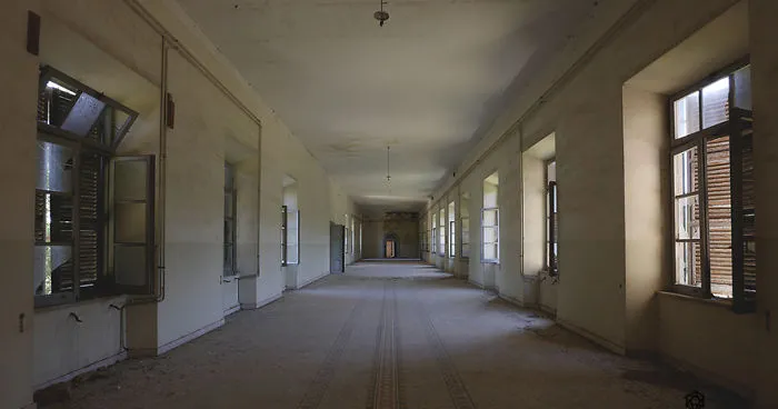 I Found A Well-Preserved Abandoned Monastery In Italy And Captured Its Atmosphere In 27 Photos