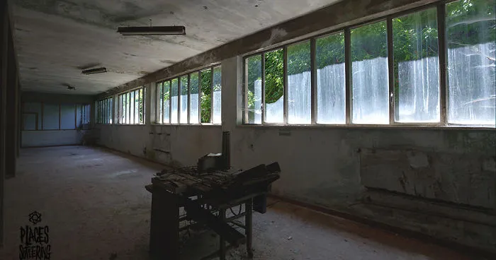 I Found A Well-Preserved Abandoned Monastery In Italy And Captured Its Atmosphere In 27 Photos