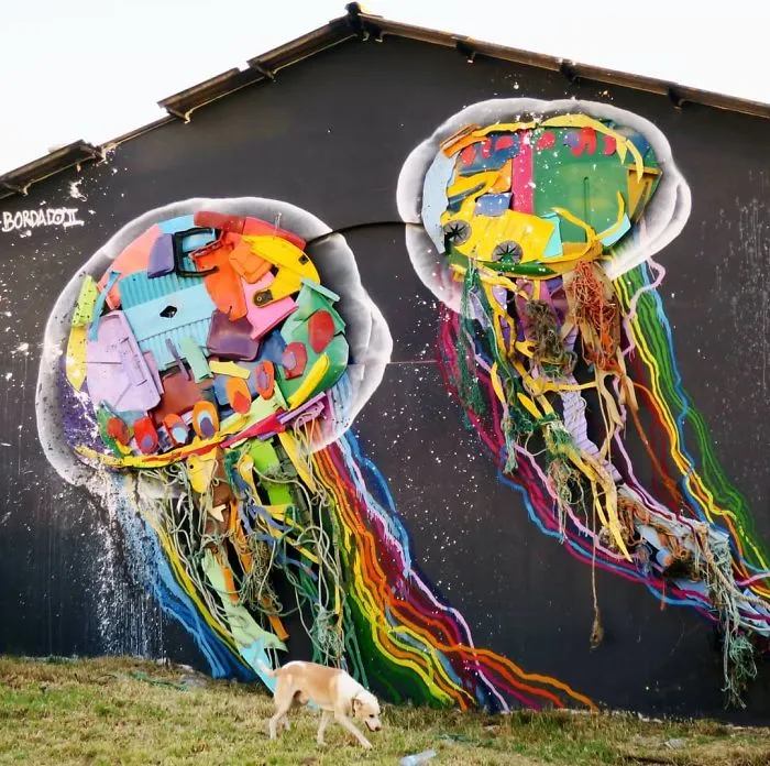 Artist Turns Trash Into Animals To Remind Us About Pollution (30 New Pics)