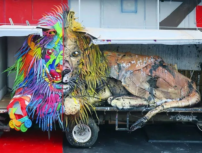 Artist Turns Trash Into Animals To Remind Us About Pollution (30 New Pics)