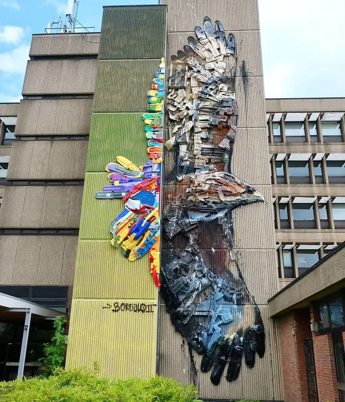 Artist Turns Trash Into Animals To Remind Us About Pollution (30 New Pics)