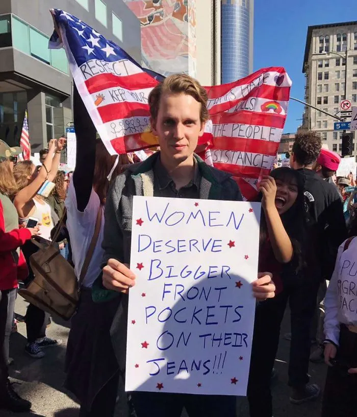30 Posts That Show How Much Women Want Pockets In Their Clothes