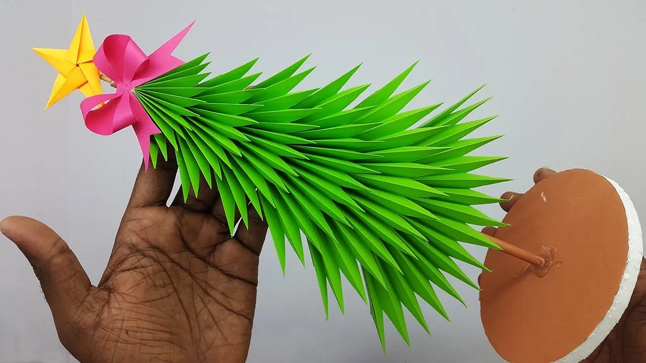 Paper Christmas Tree | How To Make A 3D Paper Xmas Tree DIY Tutorial | Christmas Decor