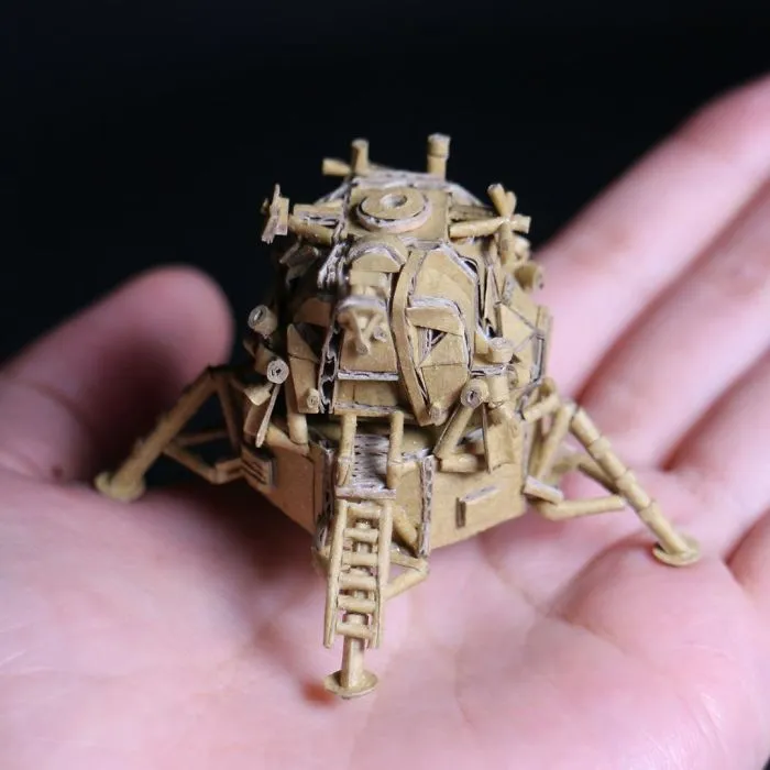 Japanese Woman Converts Amazon Boxes Into Intricate Sculptures (30 New Pics)