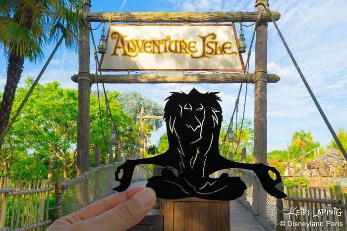 I Travel Around Disneylands Around The World To Hold Up Paper Cut-Outs Of Famous Characters And Scenes (86 Pics)