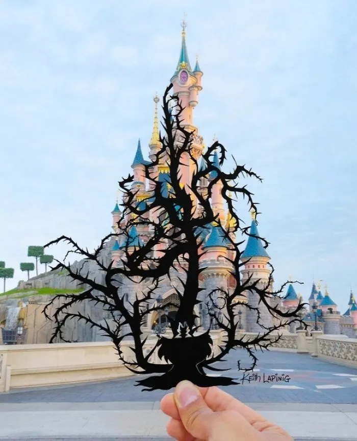 I Travel Around Disneylands Around The World To Hold Up Paper Cut-Outs Of Famous Characters And Scenes (86 Pics)