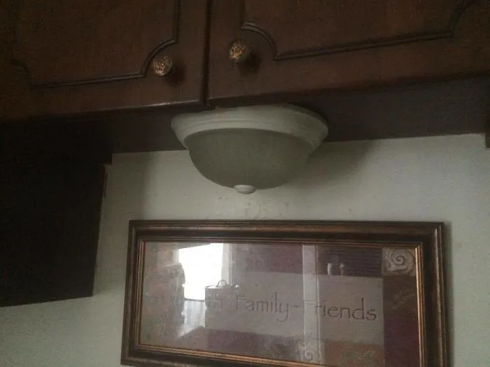 Guy Finds The Worst Construction Fails And 'Justifies' Them With Hilarious Captions (30 Pics)