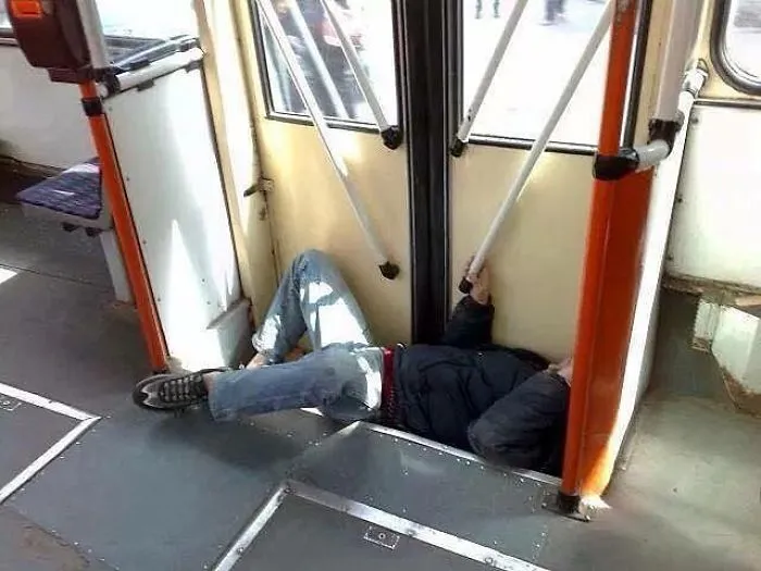 This Instagram Account Collects Funny And Strange Things Spotted On Public Transport (40 Pics)