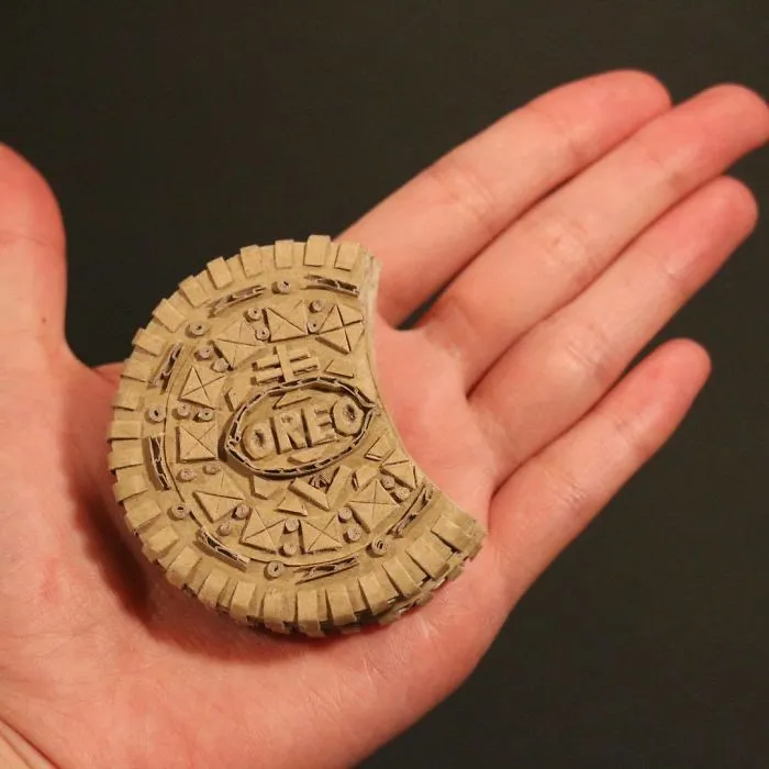 Japanese Woman Converts Amazon Boxes Into Intricate Sculptures (30 New Pics)