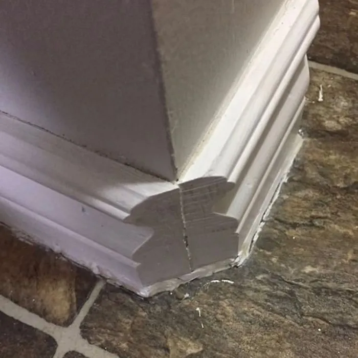 Guy Finds The Worst Construction Fails And 'Justifies' Them With Hilarious Captions (30 Pics)