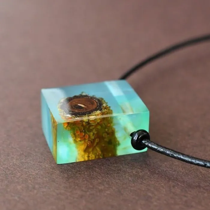 I Create Resin Jewelry With Flowers And Other Pieces Of Nature (50 Pics)