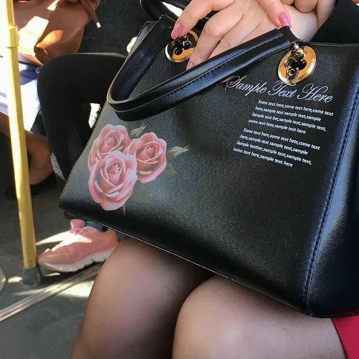 Esta cuenta de Instagram recopila cosas divertidas y curiosas vistas en el transporte público (40 fotos)