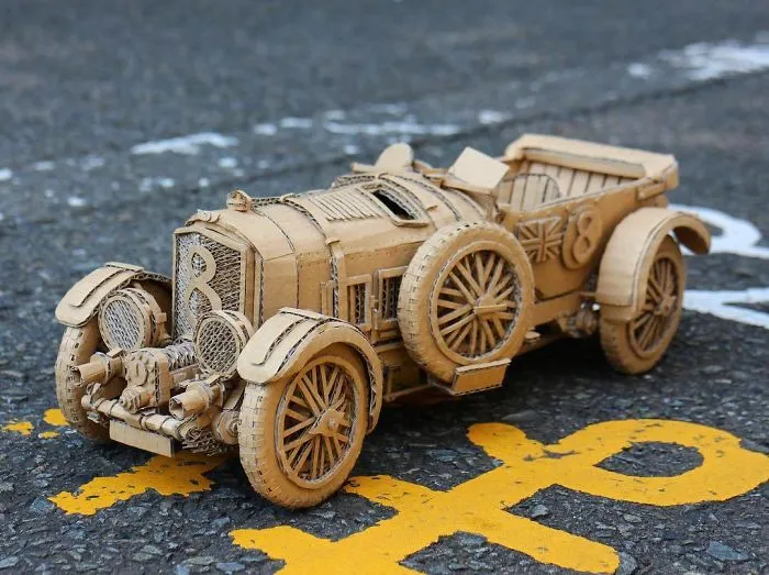 Japanese Woman Converts Amazon Boxes Into Intricate Sculptures (30 New Pics)