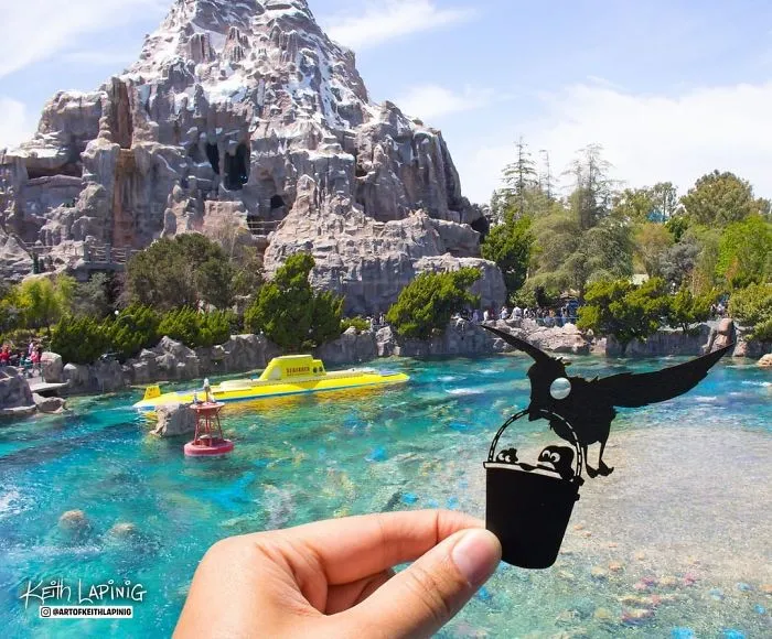 I Travel Around Disneylands Around The World To Hold Up Paper Cut-Outs Of Famous Characters And Scenes (86 Pics)