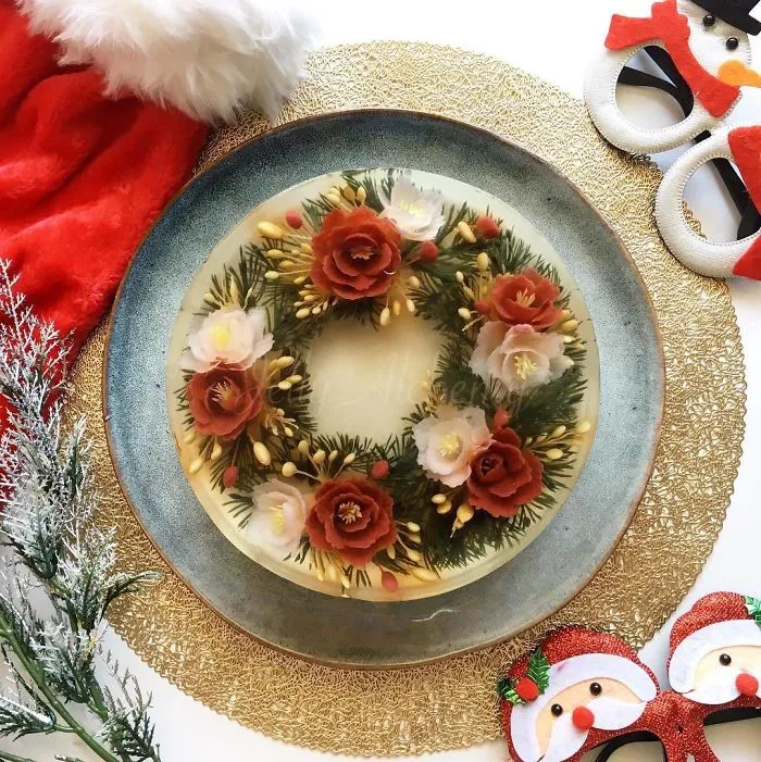 I Run A 3D Jelly Cake Business Called Jelly Alchemy Where I Hand-Craft Jelly Cakes With Intricate Designs In Them (35 New Pics)