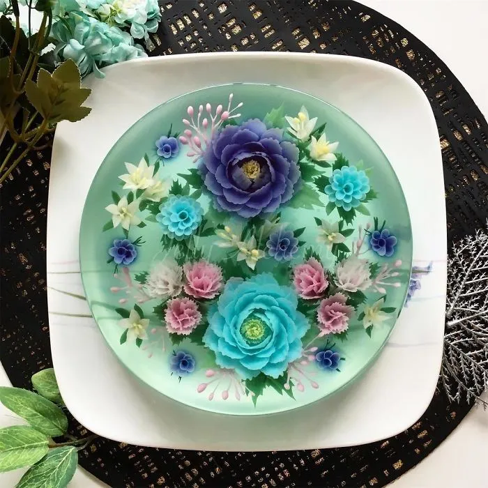 I Run A 3D Jelly Cake Business Called Jelly Alchemy Where I Hand-Craft Jelly Cakes With Intricate Designs In Them (35 New Pics)