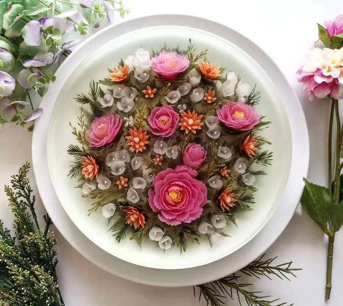I Run A 3D Jelly Cake Business Called Jelly Alchemy Where I Hand-Craft Jelly Cakes With Intricate Designs In Them (35 New Pics)