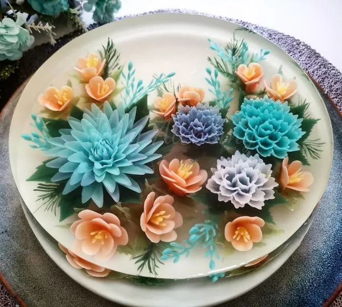 I Run A 3D Jelly Cake Business Called Jelly Alchemy Where I Hand-Craft Jelly Cakes With Intricate Designs In Them (35 New Pics)