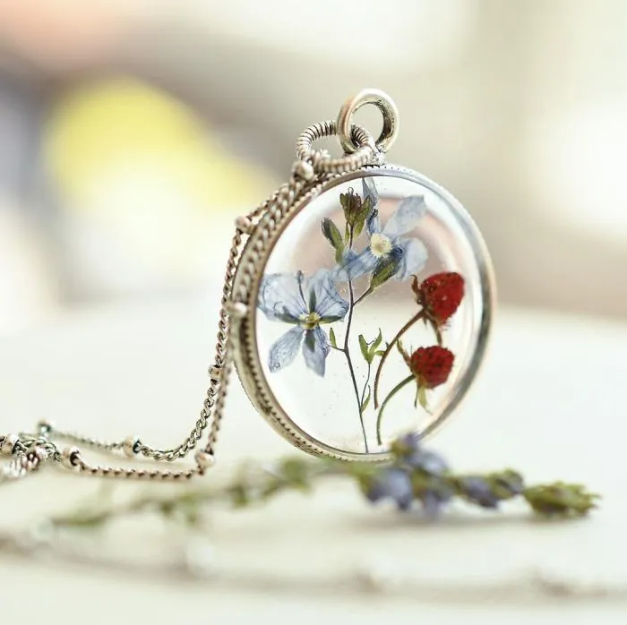 I Create Resin Jewelry With Flowers And Other Pieces Of Nature (50 Pics)