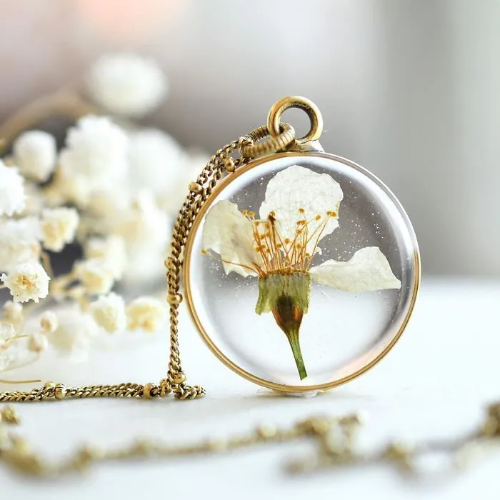 I Create Resin Jewelry With Flowers And Other Pieces Of Nature (50 Pics)