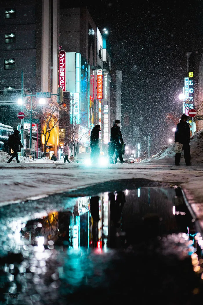 I Spent 3 Weeks In Japan This Winter, Here Are My Best Cyberpunk And Noir Film Inspired Photographs (34 Pics)